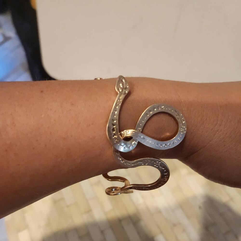 Zara gold tone snake bracelet - Picture 6 of 6